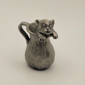 Vtg Phillip Kraczkowski Cat in a Pitcher Pewter Figurine Miniature Silver Hudson